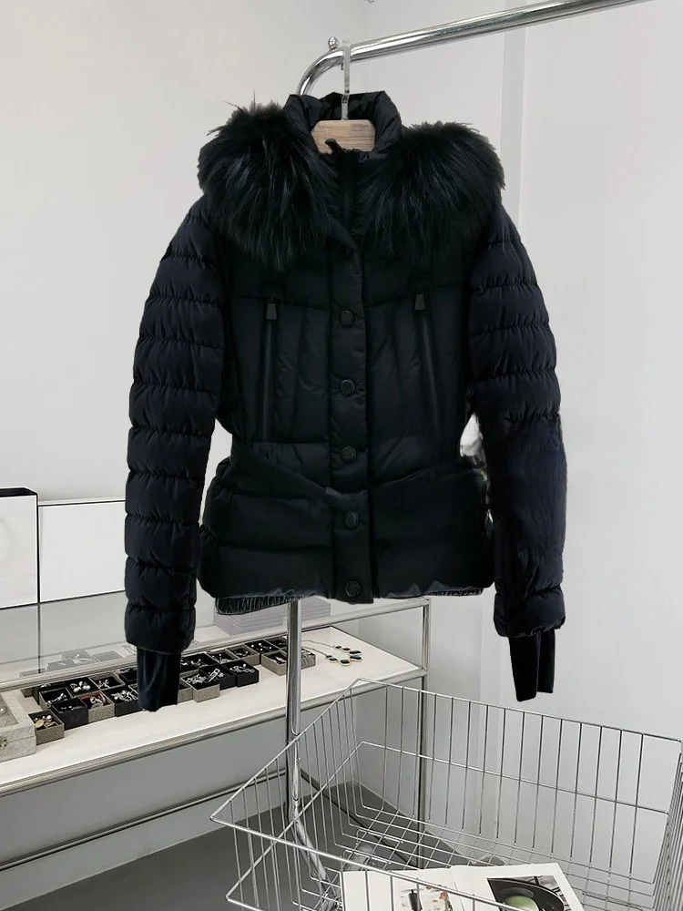 Jaqueta Curta E Preta com Gola de Pele para Mulheres, Casaco de Inverno Quente com Cintura Ajustável, Estilo Moderno p...