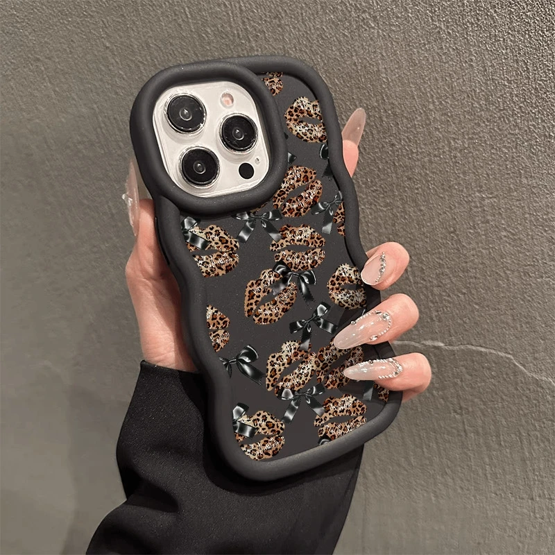 Bruin sexy lippen print golvende vorm telefoonhoesje voor iPhone 17 11 13 12 14 15 16 Pro Max XS X XR 16E 17 Air 7 8 Plus schokbestendige hoes