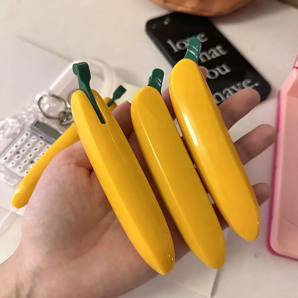 Cancelleria creativa Ins Style Portable Lovely penna a sfera Cartoon Cute Simulation Banana Toy premi