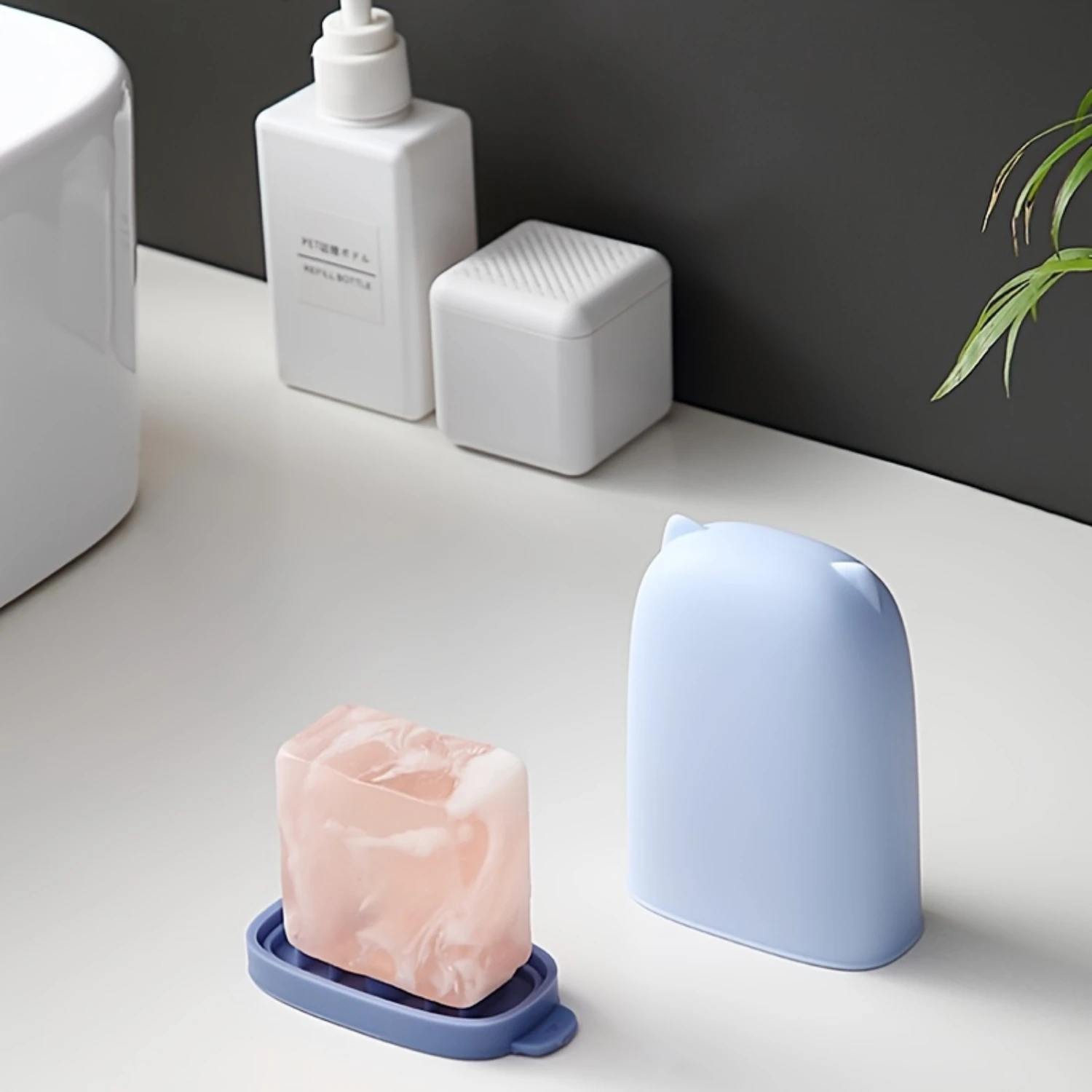 จานสบู่กันน้ําพร้อมหัวเข็มขัดล็อคที่ปลอดภัย - แบบพกพา, ที่วางสบู่ซิลิโคนป้องกันการรั่วสําหรับตั้งแคมป์และห้องน้ํา U