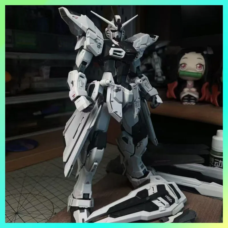 

【New product】MG 1/100 Freedom 2.0 ZGMF-X10A Uninitiated color scheme New semi-transparent plate Assembly Model Kit Action Figure