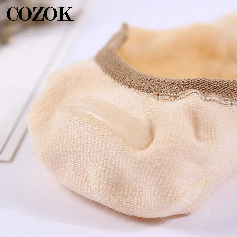 3 pary kobiet głęboki dekolt łódź skarpetki bawełna oddychająca miękka kot kreskówkowy Kawaii dziewczyna pani niewidzialna skarpetka kapcie lato moda Sox — zdjęcie 4