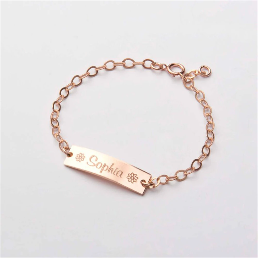 Customized Name Bracelets for Baby Personalized Silver Color Rectangle Nameplate Bracelet Christmas Gifts for Boys and Girls