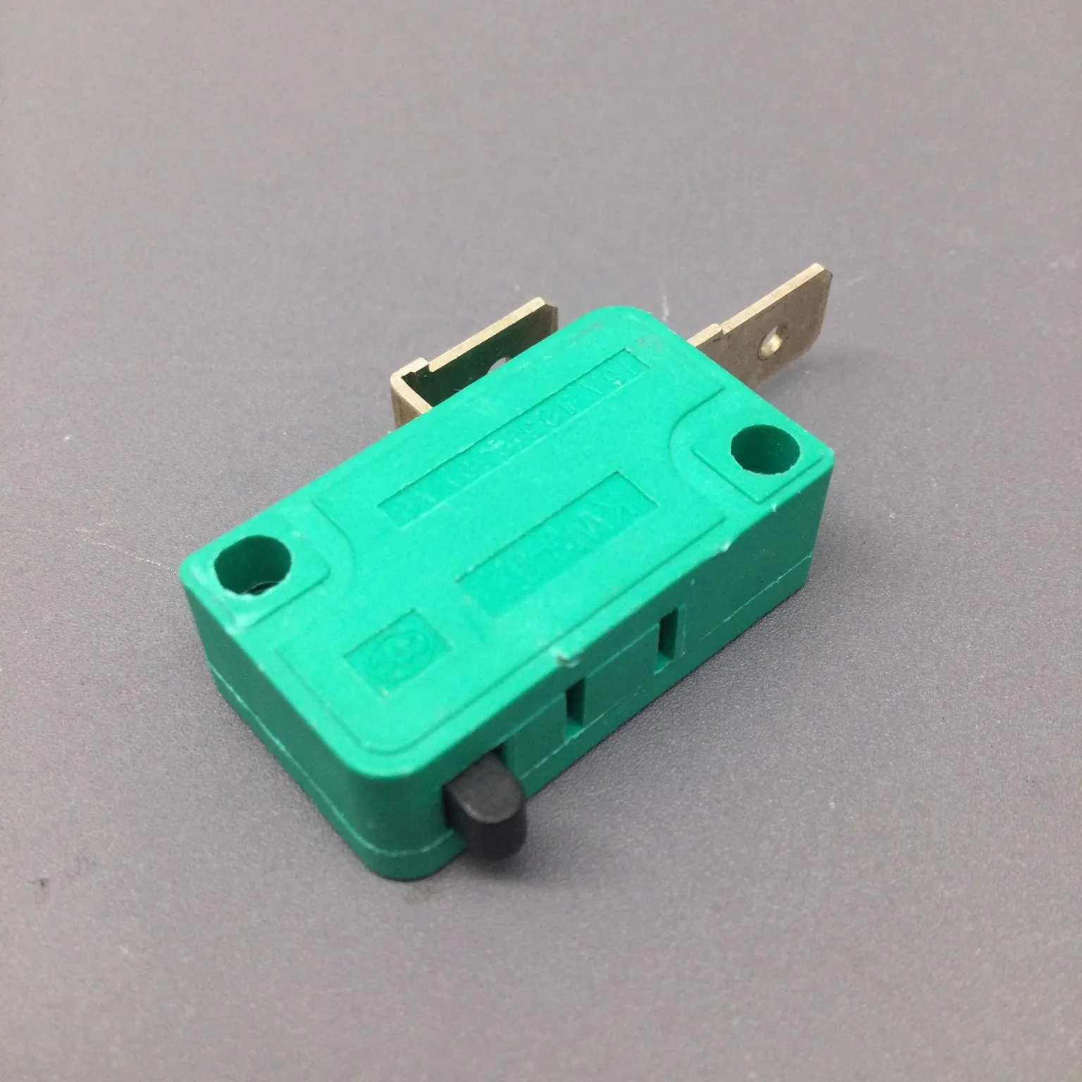 5PCS/LOT Rice cooker accessories two-pin micro switch KW3-0Z rice cooker switch silver contact