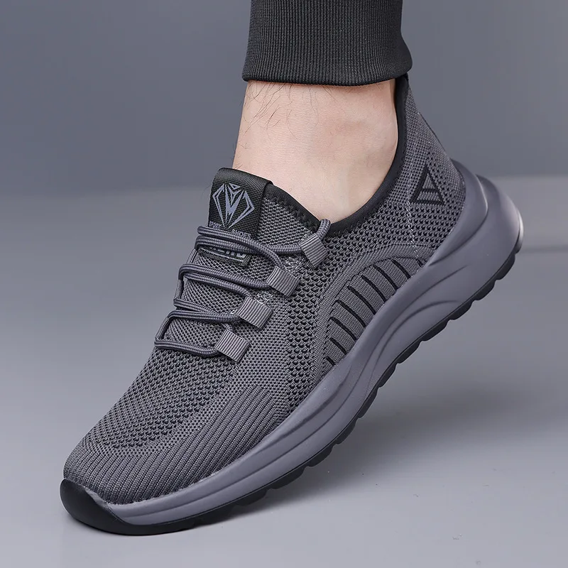 Men Breathable Mesh Sneakers Elastic Slip‑on Walking Shoes Lightweight Soft Sole Non‑slip Casual Shoes for Male Daily Outdoor