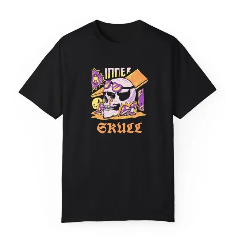 Skull head trippy illustration T Shirt tee