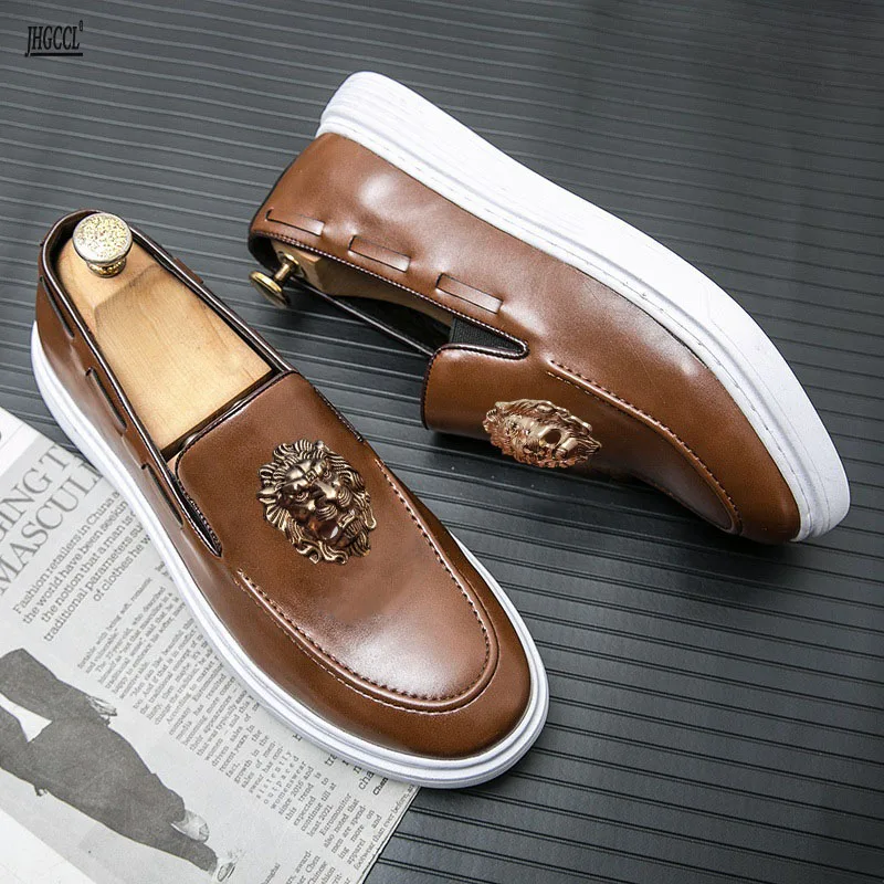 The new men\'s shoes loafer shoes soft tassel bean shoes Chef driving driving shoes everyday sneakers A15