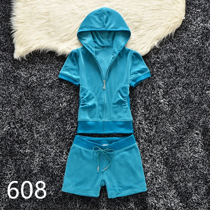 Picture 4: 2025 Summer Short Sleeved and Shorts Two-Piece Set Women's Velvet Sports Casual Tracksuit