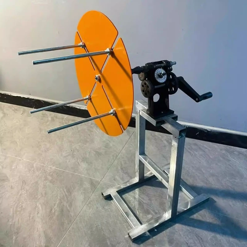 Hand-cranked reel Hand-cranked reel