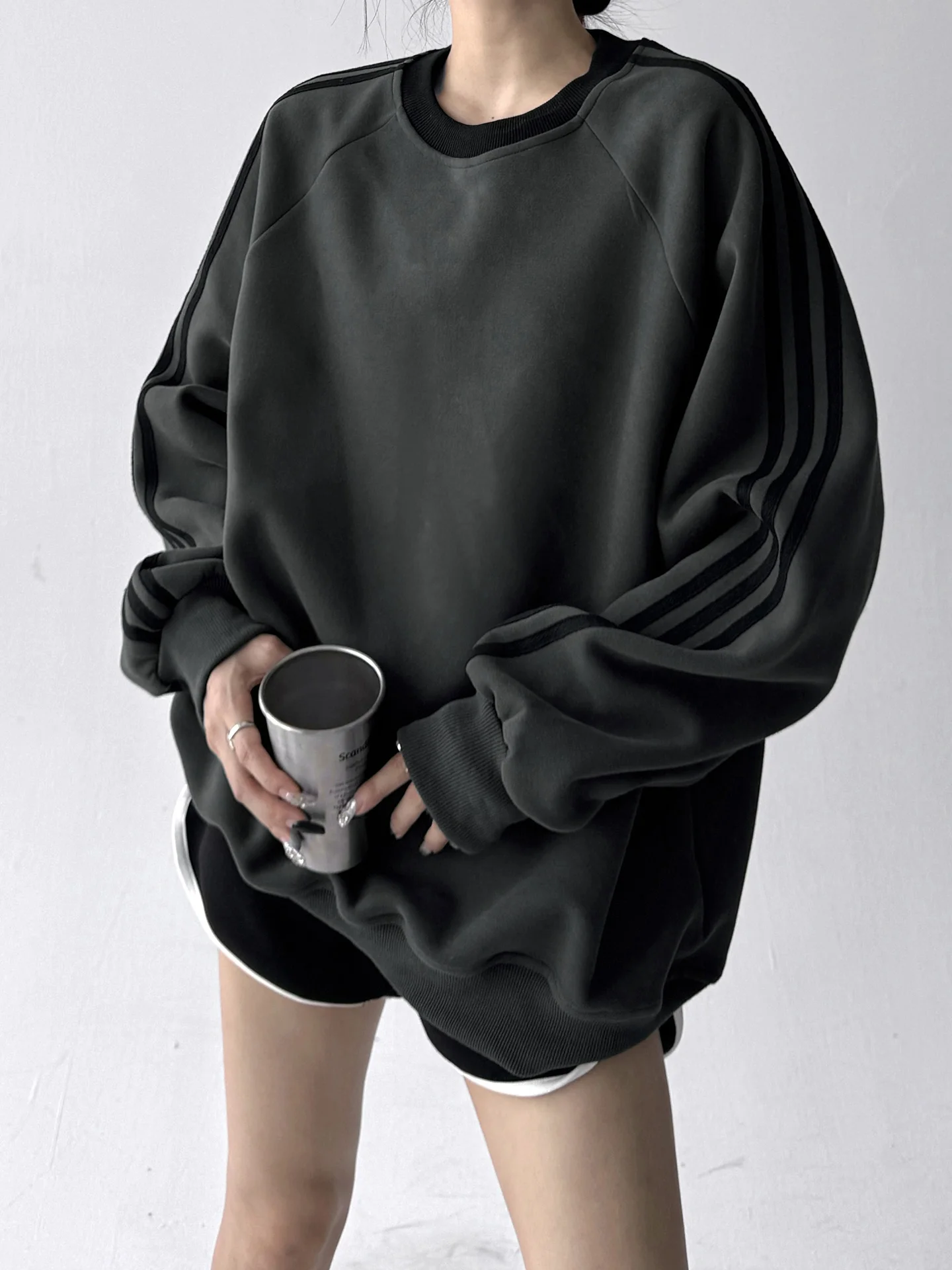 

round Ne Sweatirt Women's Spring Autumn New Sle Street Dance Loose Sports College Sle Top Faionable Commute Wind