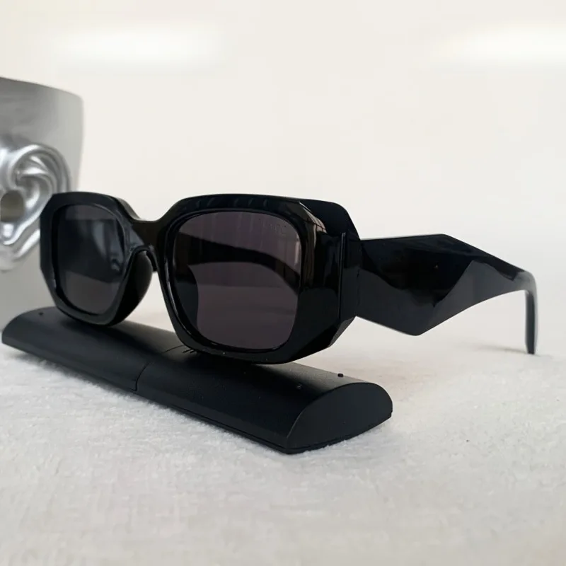 

1pc Square Full Rim Glasses​​ -PC Lens Frame, Stylish Irregular Design Decorative Eyewear for Men, Helmet Accessory Daily Riding