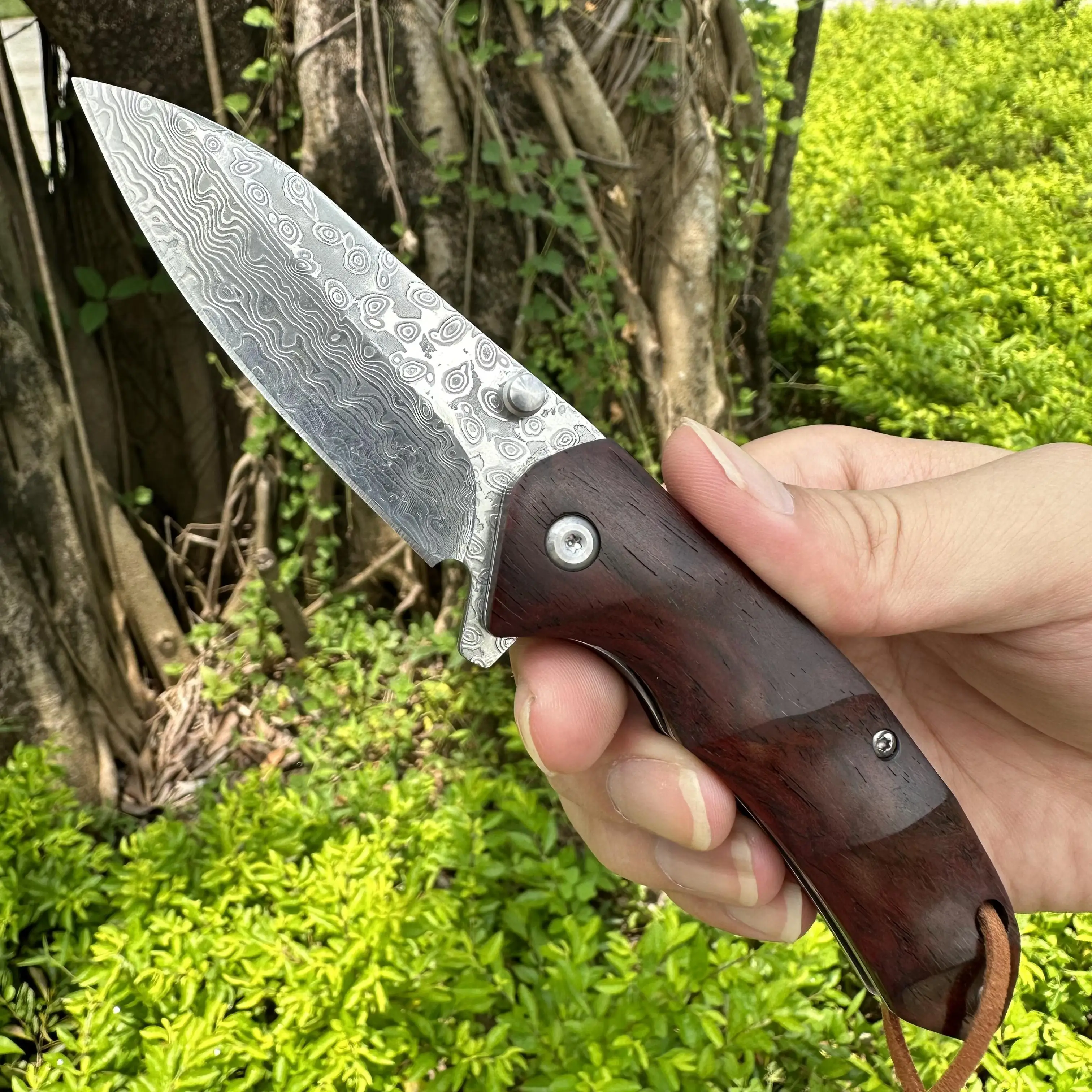 Imagem -02 - Topwell-handmade Damasco Faca de Bolso Rolamento de Esferas Abertura Rápida e Suave Confortável Sandalwood Handle Edc Camping Vg10