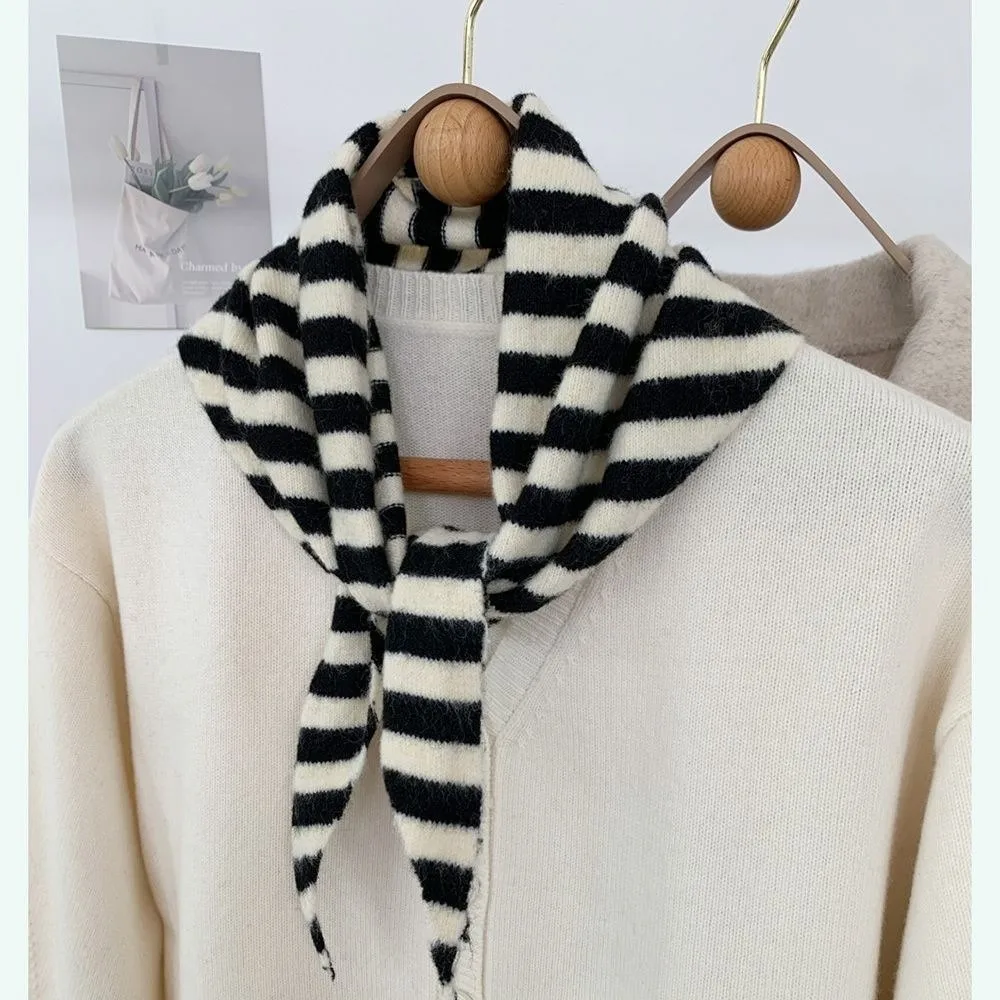 Striped Design Knit Triangle Shawl Multifunctional Wear Lightweight Fabric Shoulder Wrap Scarf Knitted Texture Knitted Cape Wrap