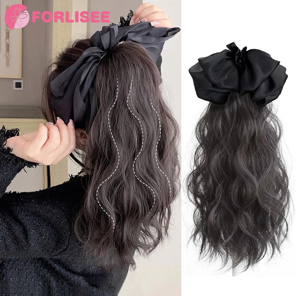 Untuk Wig Ponytail dengan pegangan dasi kupu-kupu dan kepang ekor kuda tinggi. Rambut panjang keriting dengan awan alami dan riak. Ponyta palsu