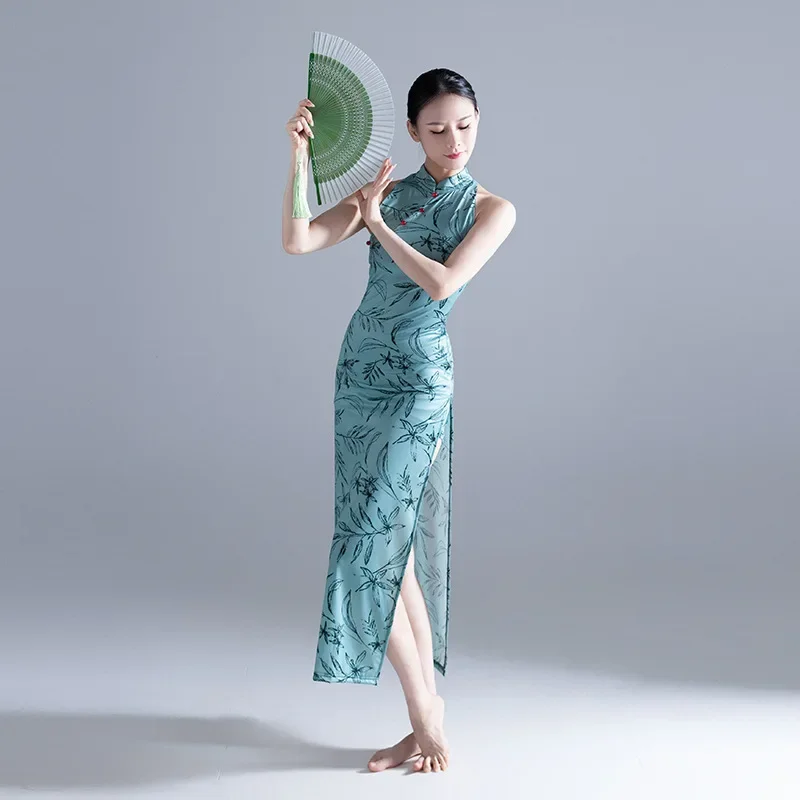 Cheongsam Dress Women 2023 Costume da ballo popolare cinese vestiti tradizionali per abiti da spettacolo teatrale per feste di ballo di fine anno