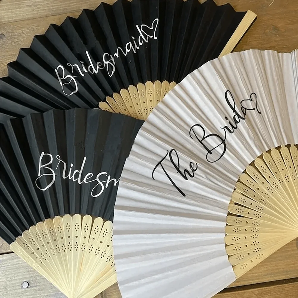 1Pc Black/White the Bride Folding Fans Foldable Bamboo Hand Fan Wedding Party Souvenir Gifts Wedding Engagement Party DIY Decor