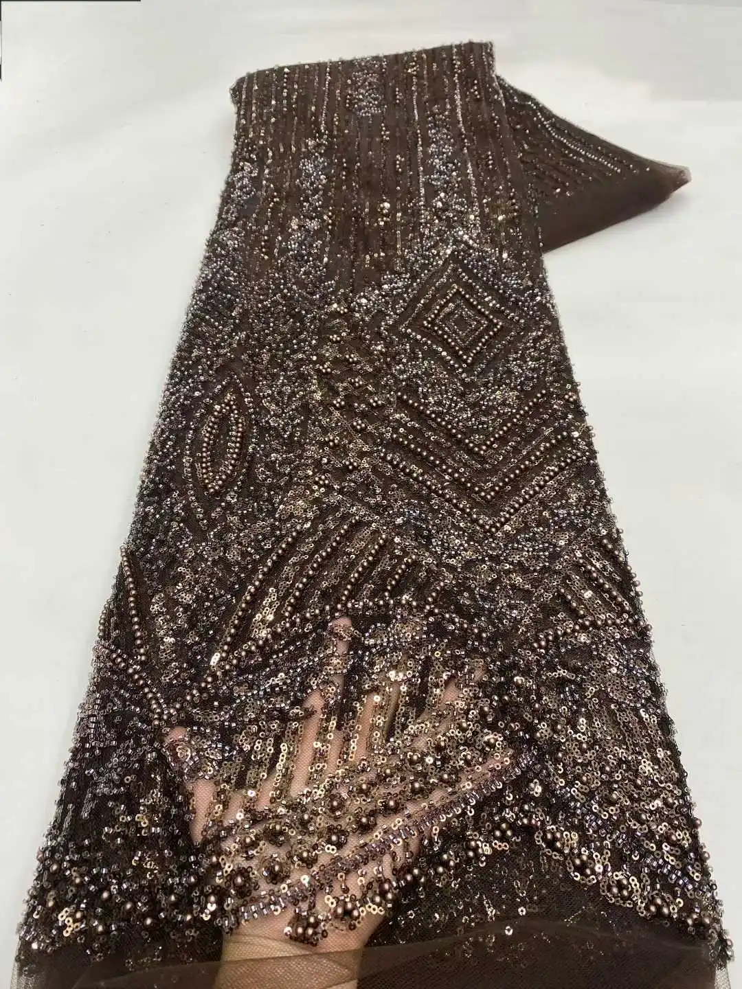 Delicate Eligant Heavy Beads Lace Fabric High Quality 2026 Embroiderd Sequins Tulle Lace Fabric for Wedding Evening Dress