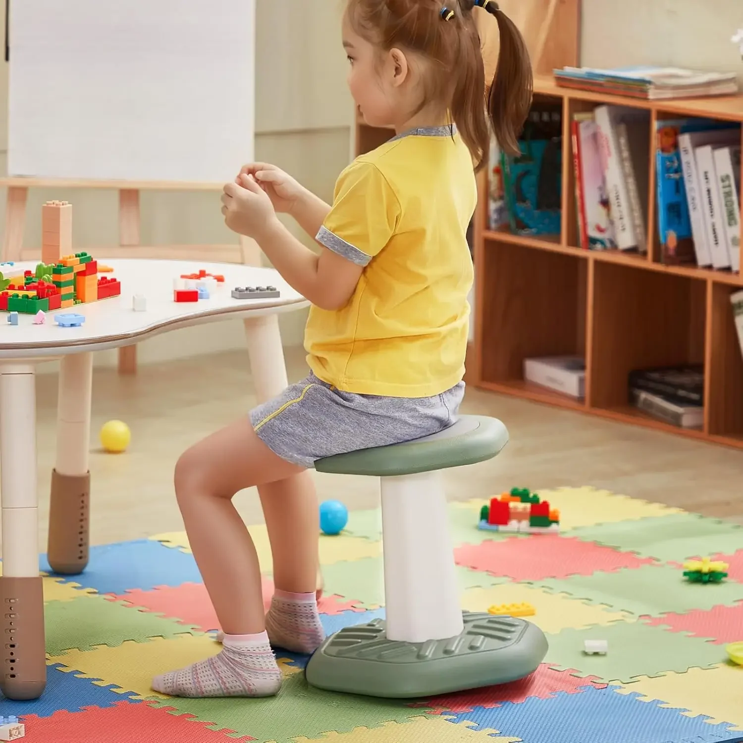 Kids Wobble Chair Active Chair with Sponge Cushion, Wobble Stool Improves Focus, Posture and Calm Children, Ideal for Schools