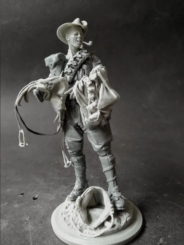 

Resin Figure 1/16 120mm modern fantasy man guard stand Model Unassambled Unpainted Figure Building Kit free shipping