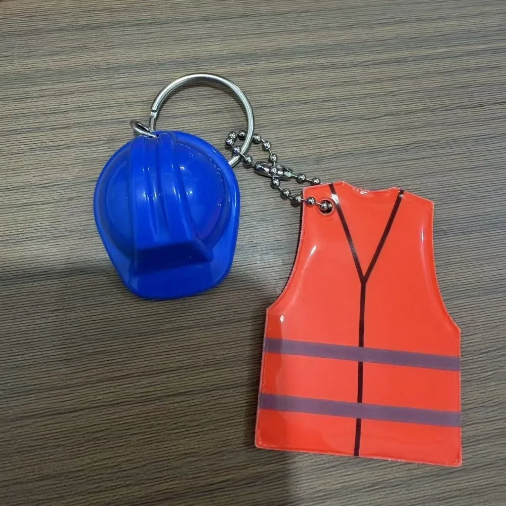 Reflective Design Reflective Keychain Creative Vest Shape Night Travel Decor Helmet Shaped Keychain Safety Helmet Shape