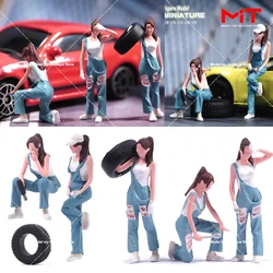 Painted Miniatures Figurine 1/87 1/64 1/43 1/24 1/18 Beauty Girl Car Repair Worker Scene Figures Model Props for Cars Vehicles