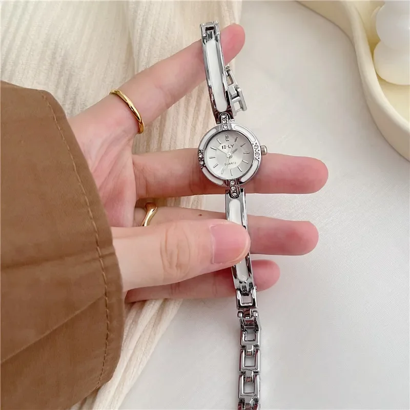 Brand Women Bracelet Watch Simple Fashion Thin Band Quartz Watch Alloy Wristwatches Gift Clock Dropshipping Relojes Para Mujer