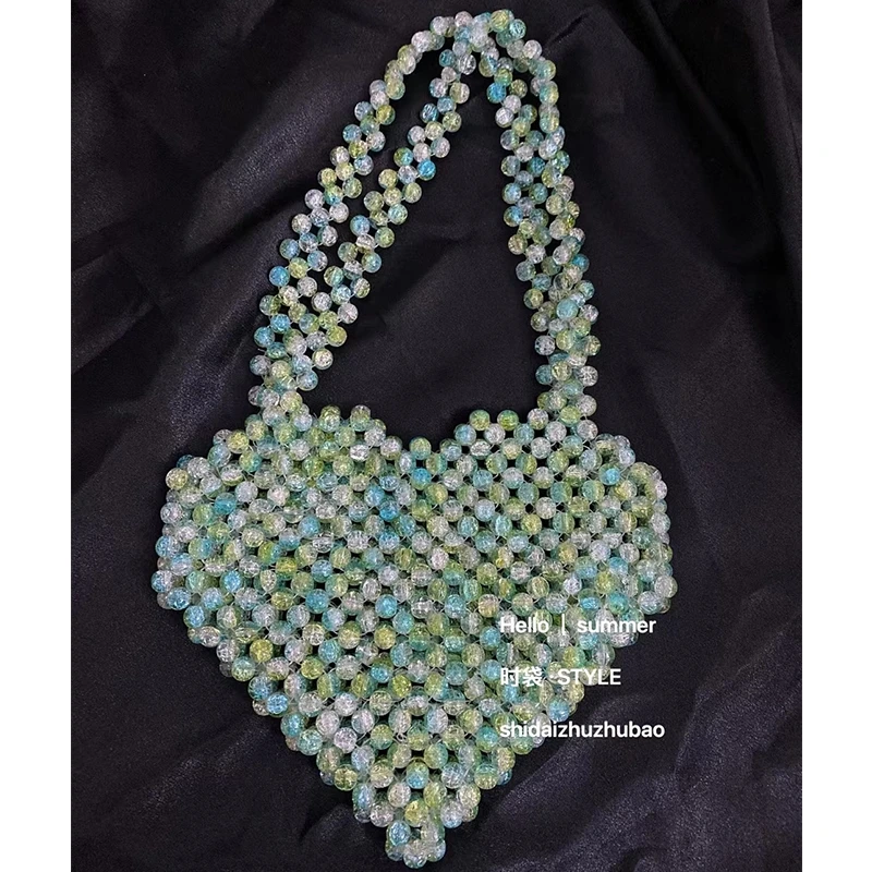 Cross Border Wholesale of New Bead Finished Bags Hand Woven Heart-shaped Ladies Handbags Colorful Pearl Women's Shoulder Bags
