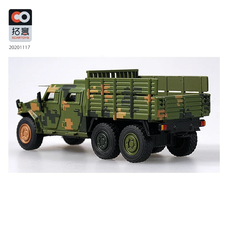 Xcartoys 1:64 DongFeng Mengshi Gen3 6x6 transporte blindado China vehículo militar camuflaje verde modelo de coche fundido a presión