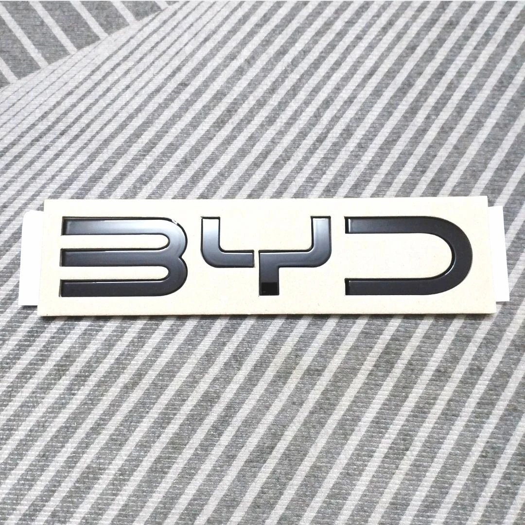 

Suitable for BYD Song PLUS ATT03 glossy black rear badge achievement dream modified black warrior rear badge