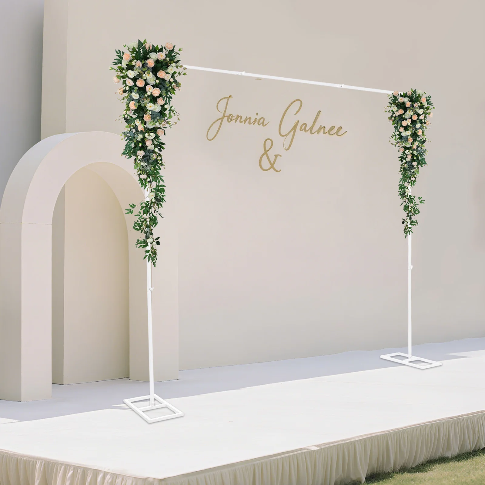 

Свадебная стойка с белой отделкой, высотой 2,4 м, прочная железная рама, идеально подходит для воздушных шаров, цветов и декораций для вечеринок и мероприятий.