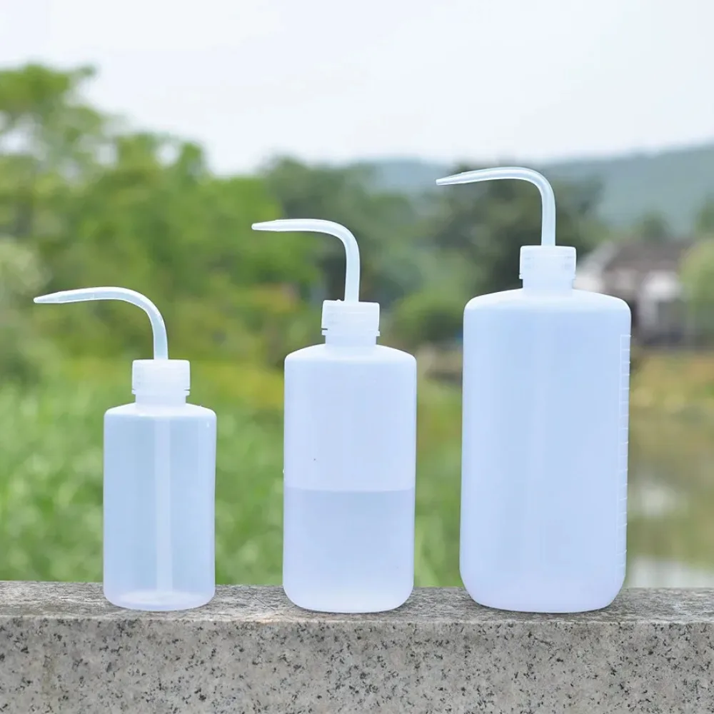 250/500/1000ml Non-Spray Squeeze Bottle Curved Spout Watering Jug for Succulents for Lab/Plant Care Durable Wash Tools