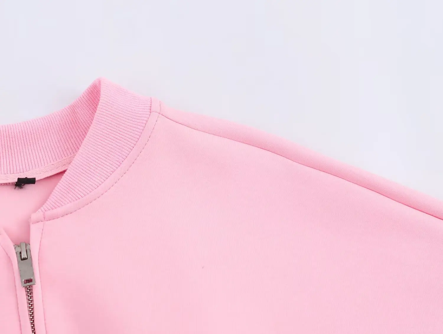 2025 الربيع والخريف منتج جديد أزياء عارضة الرياضة مجموعة منفذها سترة سترة العلم السراويل