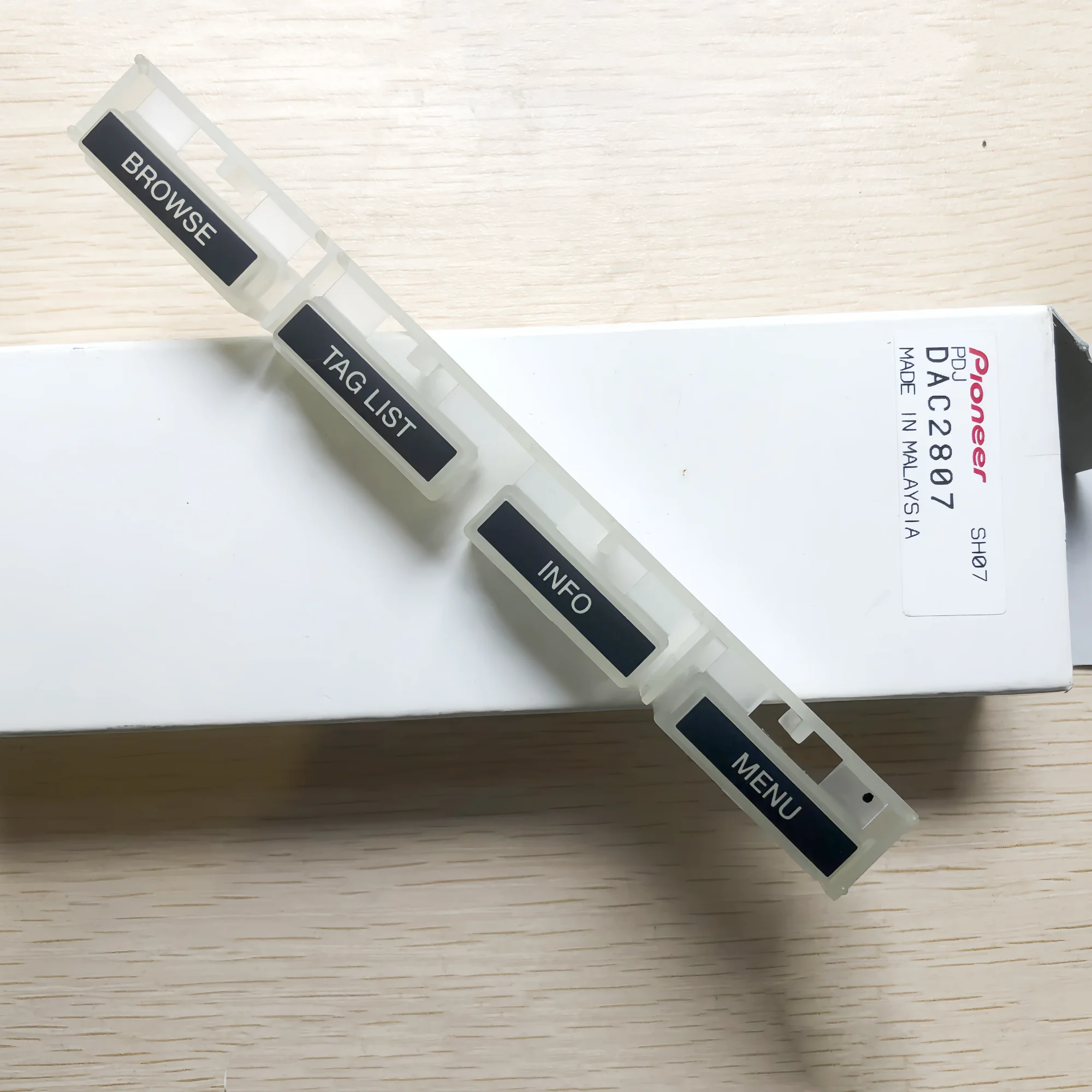 

Pioneer CDJ2000nexus Disc Player 2000NXS2 Button BROWSE TAG LIST Shell DAC2807