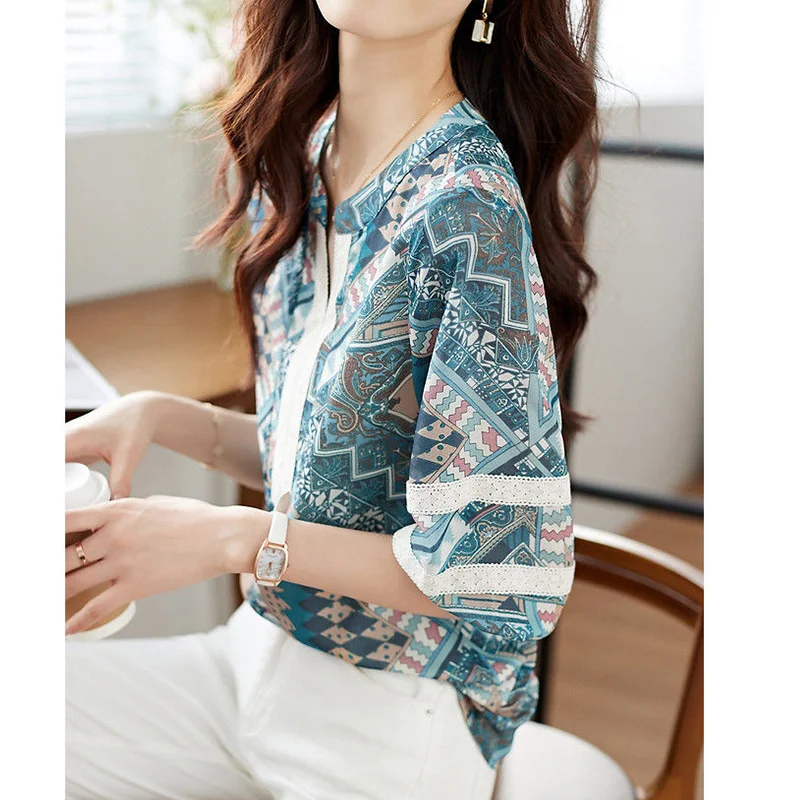 Ethnic Style Printing Splicing Lace V-Neck Chiffon Half Sleeve Pullover Blouse Loose Summer Autumn Korean Fashion Women\'s Shirt