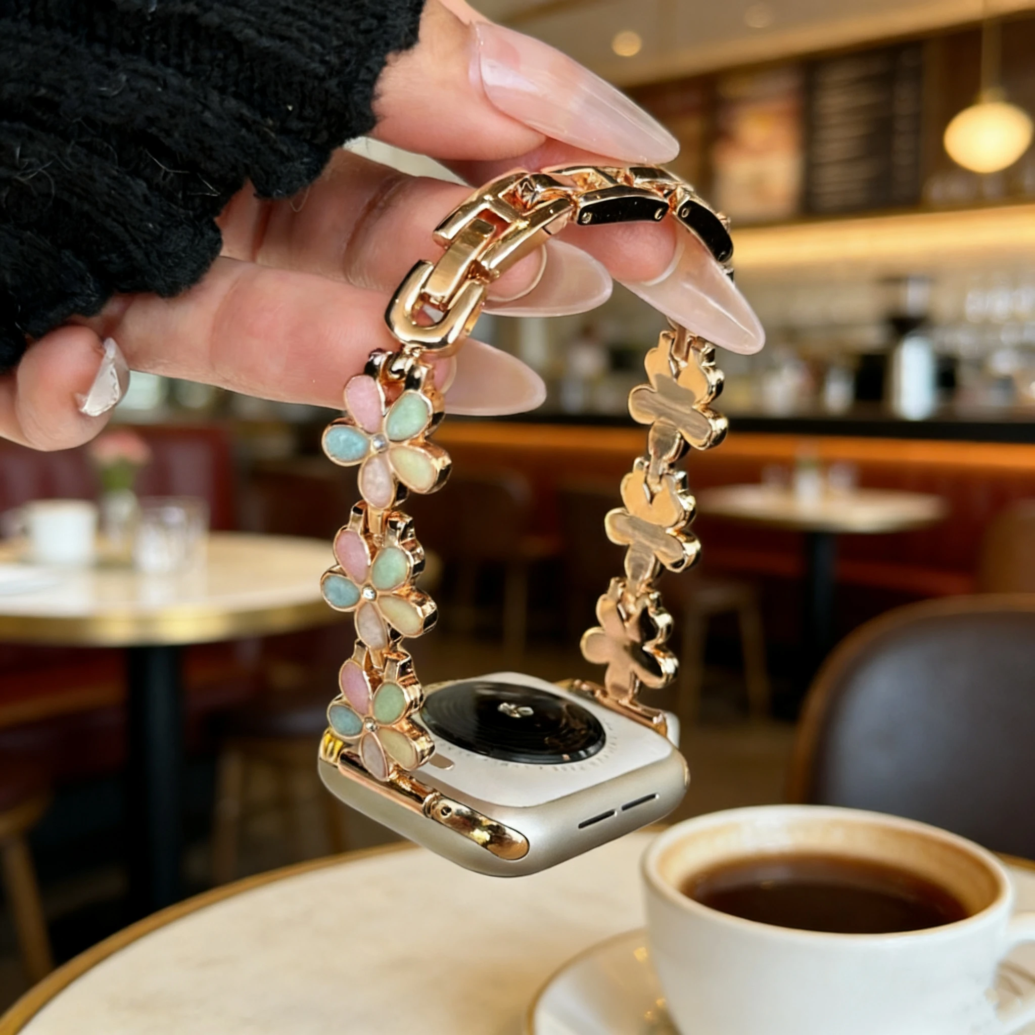 Nice Colorful Metal Bracelet Link for Apple Watch Band Series 11/8/7/6/10/9 40mm 41mm 38mm 42mm 44mm 45mm 46mm Strap