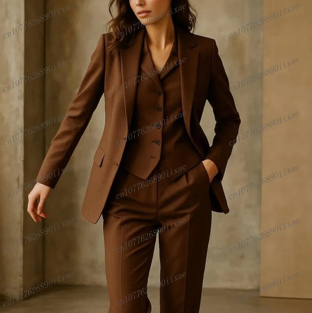 

Новый формальный случай, темно-коричневый женский костюм для свадебной вечеринки, делового офиса, женские смокинги, комплект из трех предметов, пиджак, жилет, брюки по индивидуальному заказу