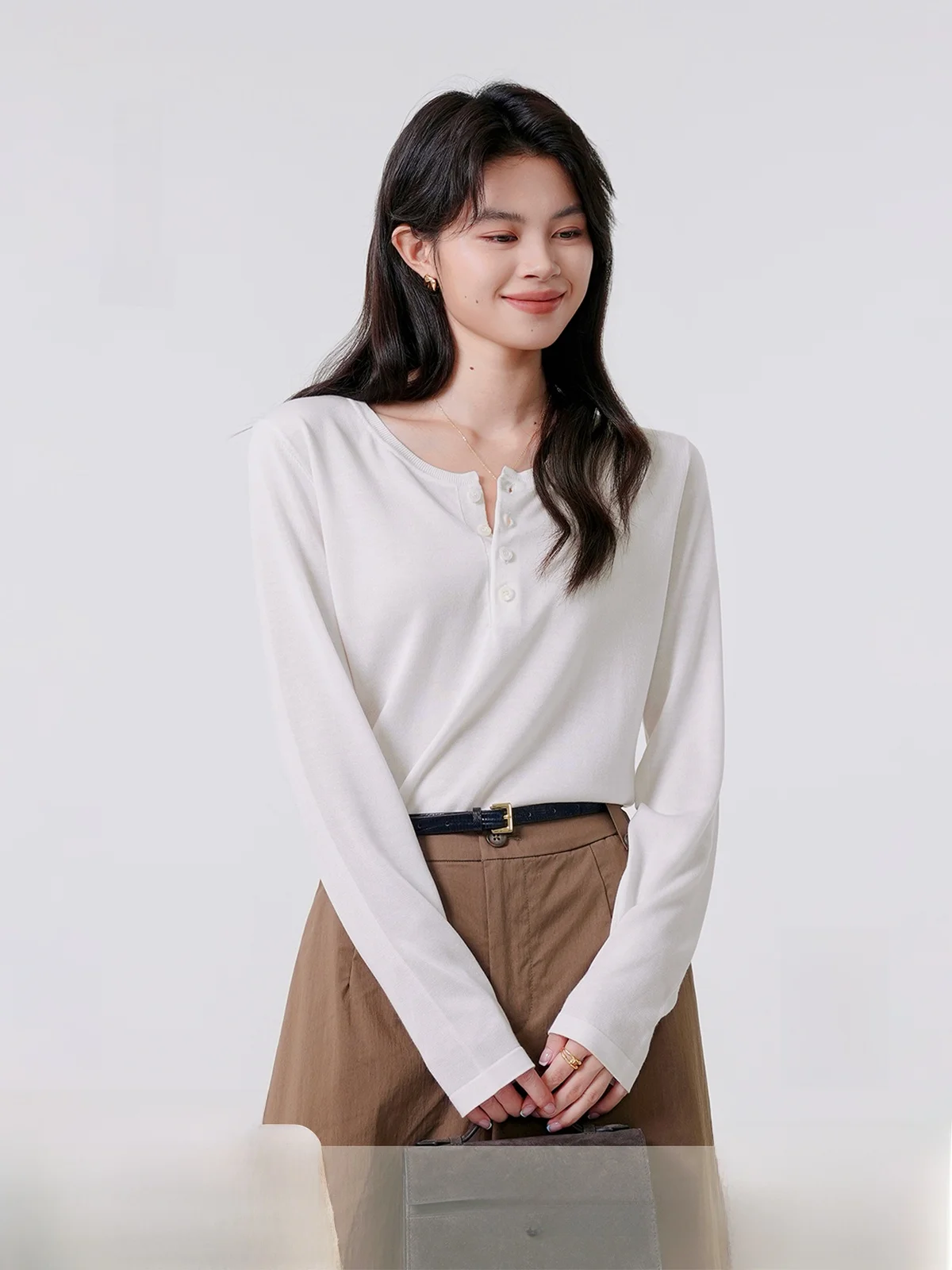 

Ультратонкий дышащий длинный светящийся вязаный круглый воротник Генри Ne Легкий удобный женский волокно Lazy Feel...