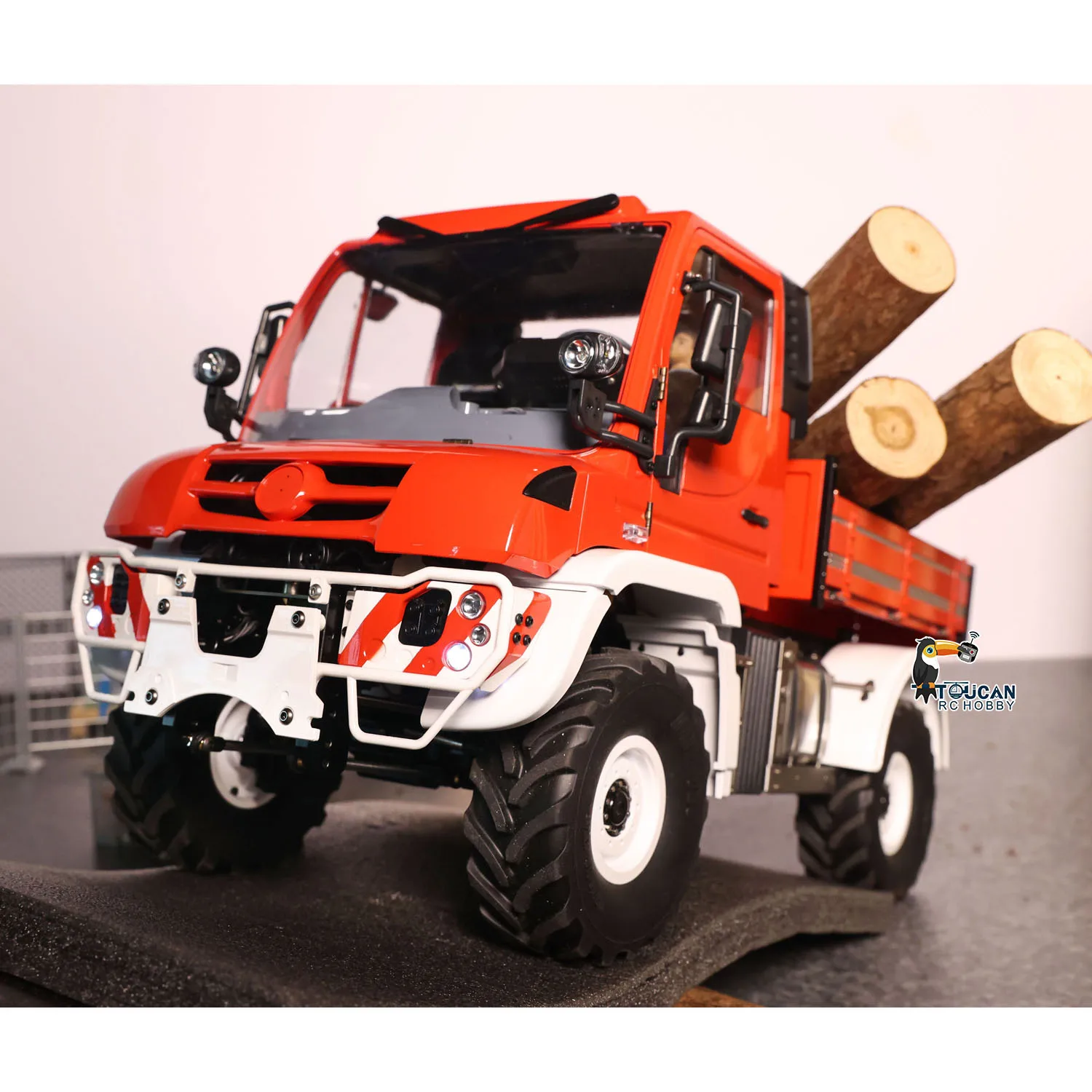 

1/10 Металлическое ведро RC Внедорожники U423 4x4 Модель гусеничного автомобиля с дистанционным управлением