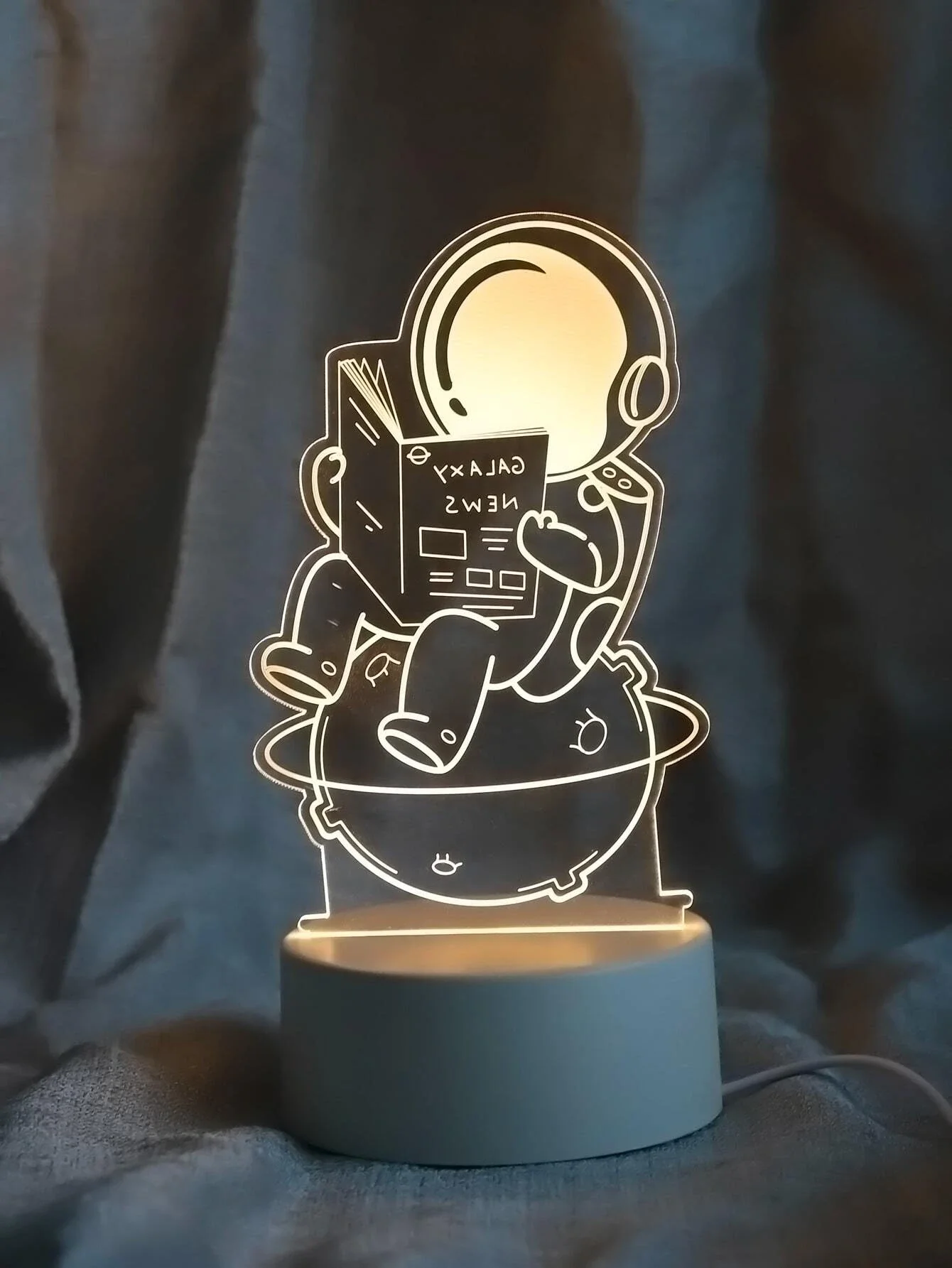 1pc Astronaut Decor Decorative Light