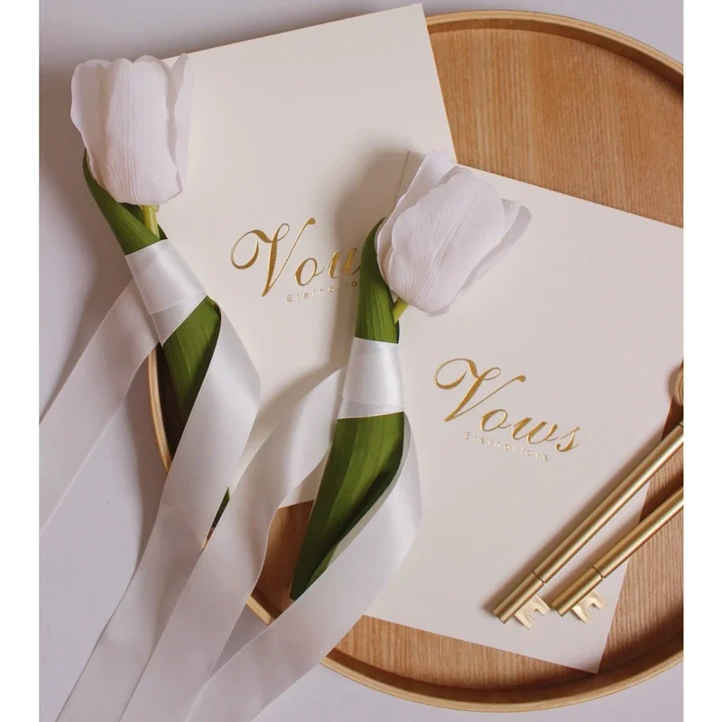 1 Pair Tie and Tulip Design Bronzing Wedding Vow Books with Pens Wedding Decoration Invite Gift Cards with Ribbon Vows Card