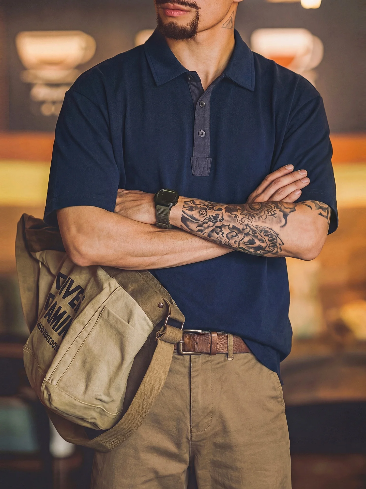 

Ретро-американская мужская футболка с коротким рукавом, летняя, новая, свободного кроя, дышащая, королевского синего цвета, для деловых встреч и повседневной носки, модная