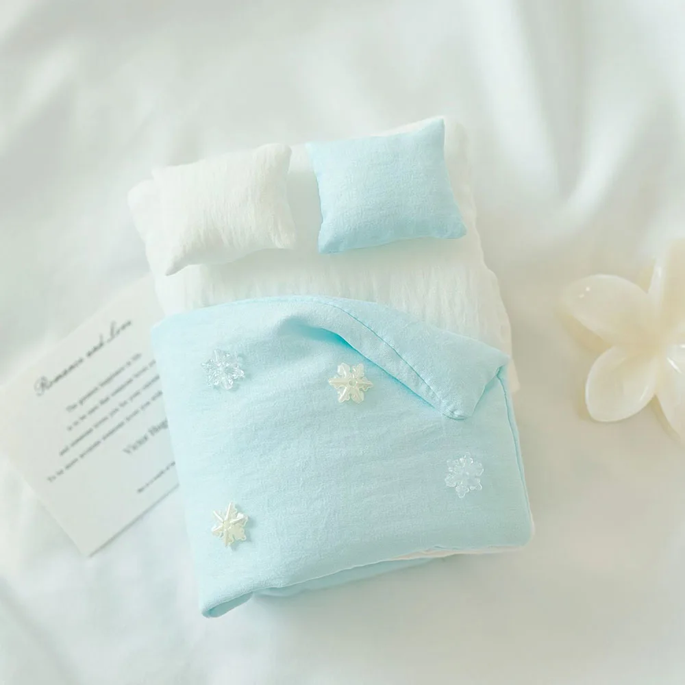 Kawaii Bed‑Style Cotton Yarn Notebook Sleeve A5 A6 Snowflake Decor Mini Pillow Book Protector
