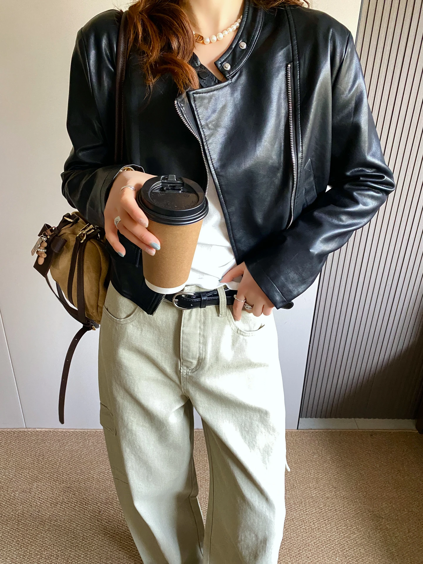 Retro Schwarze PU-Leder Bikerjacke für Damen, Locker Geschnittener Mantel, Straßenstil, Wärmend, Tägliche Kleidung, Frühling 2026 Neuerscheinung