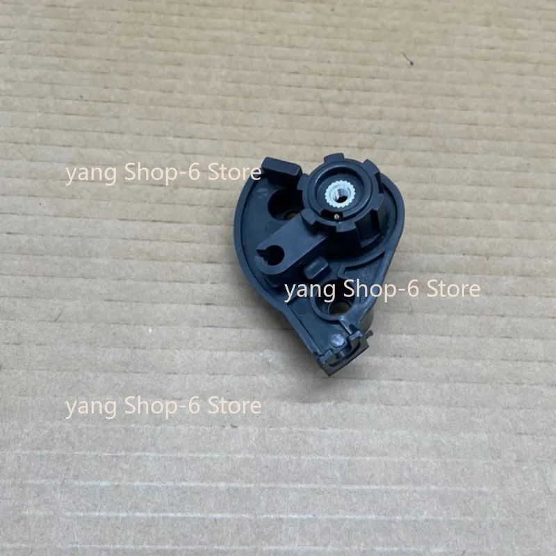 1pc for Hyundai Celesta Elantra i30 Kia K3 Forte engine hood handle