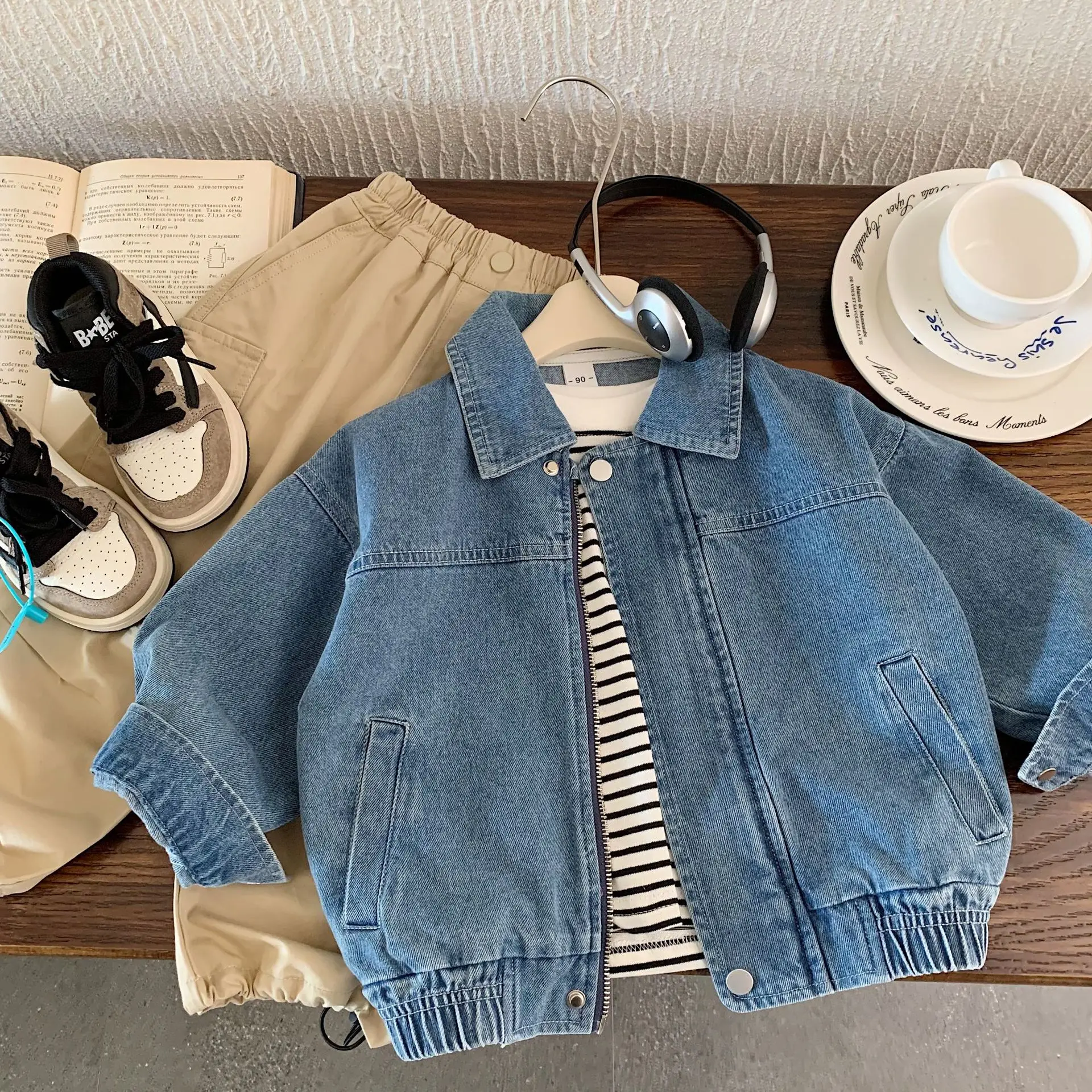 

Children's denim jacket 2025 spring and autumn new boys and girls handsome jacket