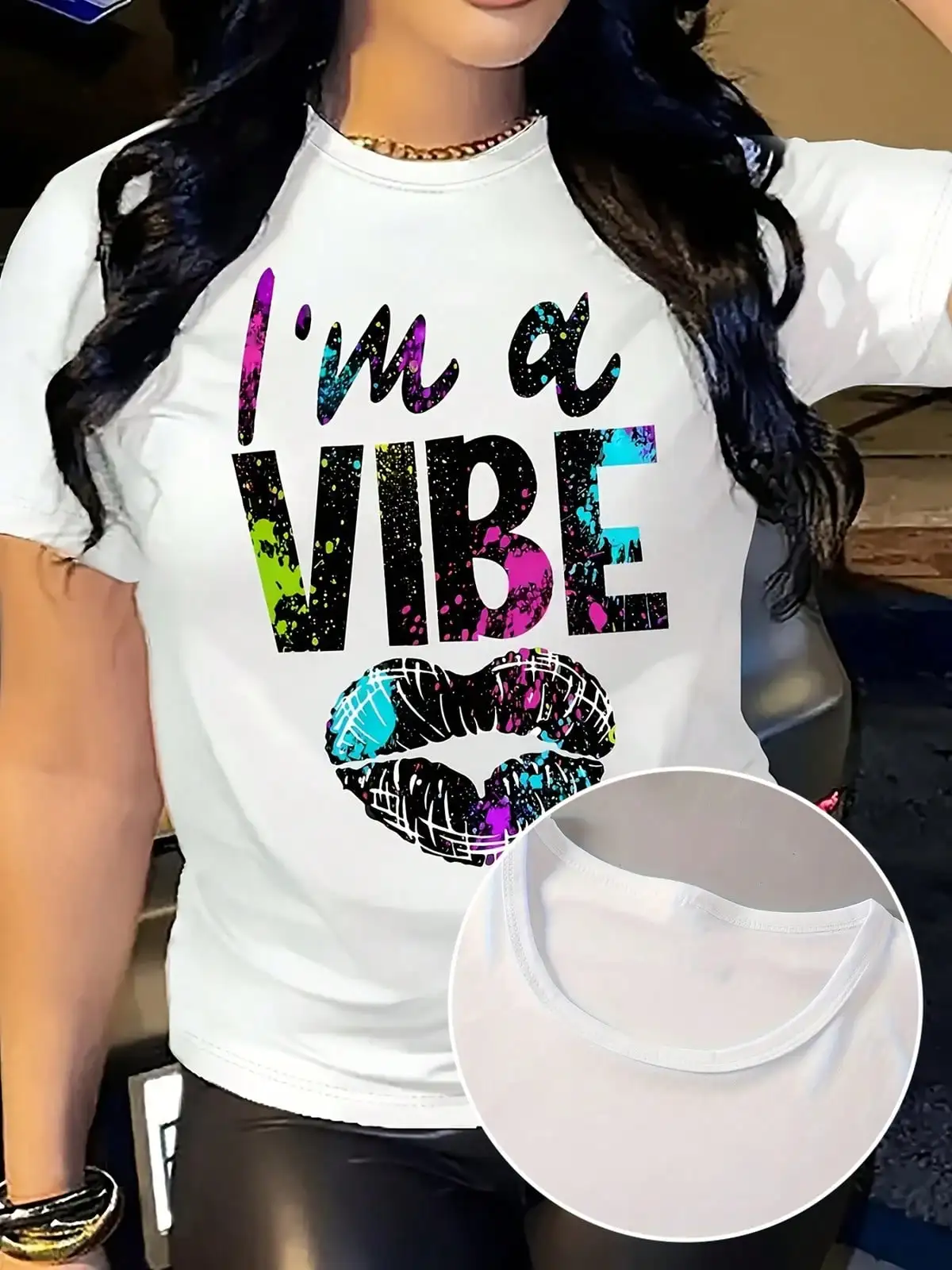 Plus Size I'm A Vibe Print T-Shirt, Casual Crew Neck Short Sleeve T-Shirt, Women's Plus Size Clothing,Breathable And Comfortable Short-Sleeved Round-Neck Top, Suitable For All Seasons, Everyday Wear For Women