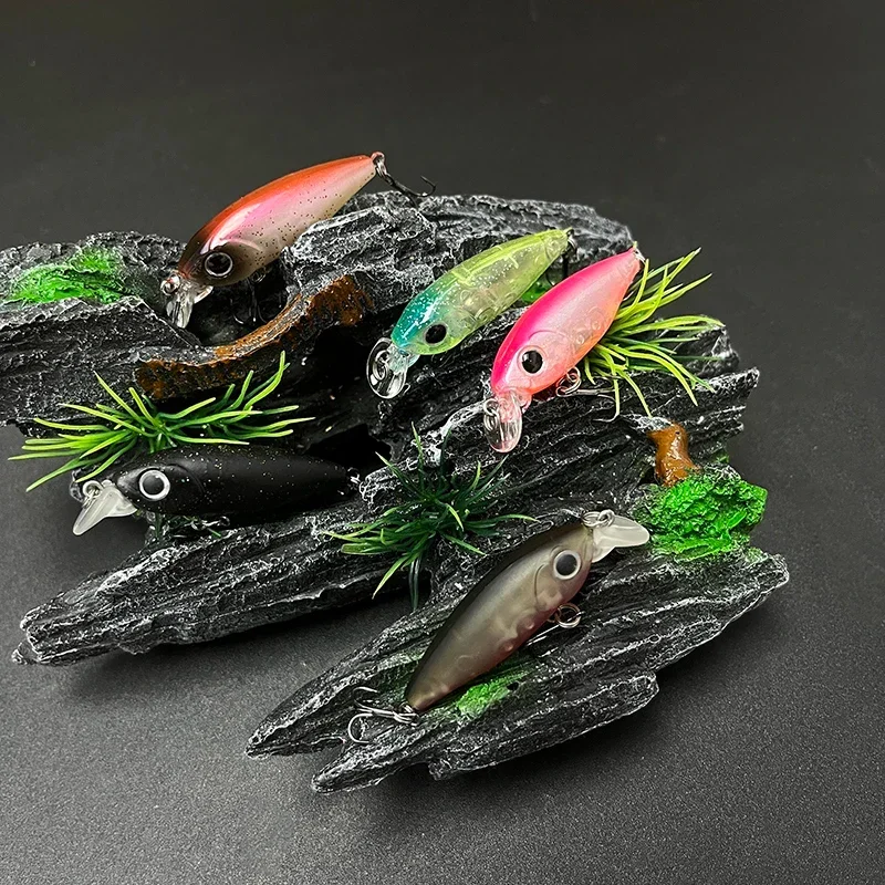 1 Stück Schwimmender Micro-Minnow-Angelköder Smith Gunship 45F 45mm 4g Künstlicher Flussköder für Pesca Largemouth Bass Forelle Karpfen – Detail 5