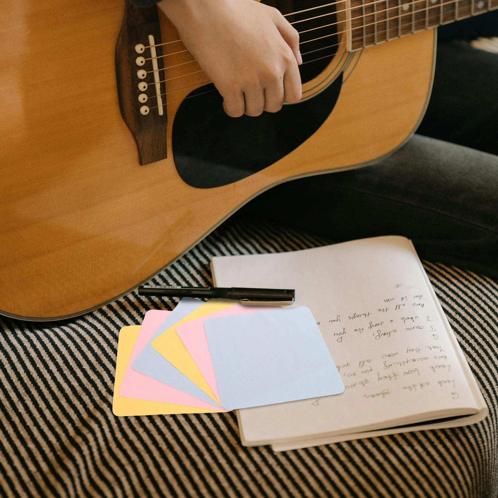 

1 set Flute Saxophone Cleaning Kit: Efficient Bore Swab Set With Cleaning Rod Gauze For Wind Instruments Instrument Care Tools