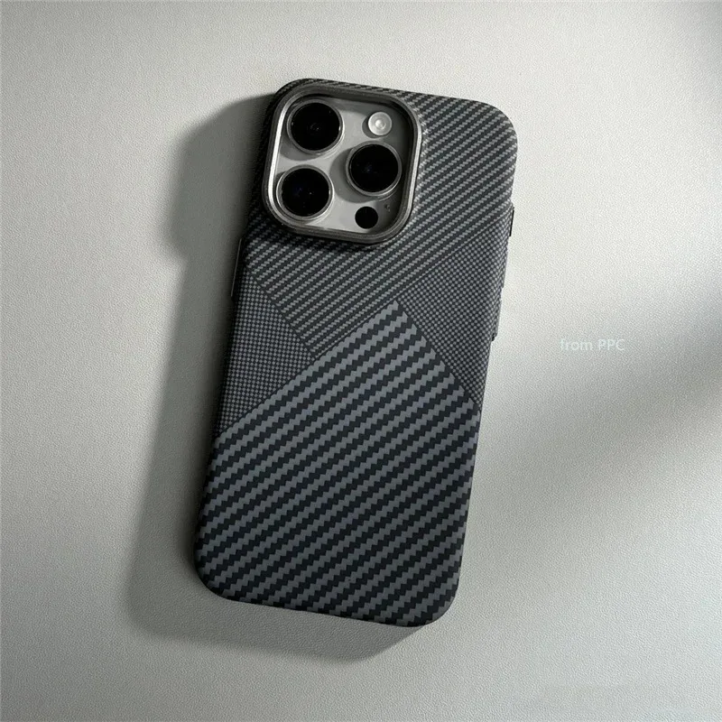 from PPC Für iPhone 17 16 15 14 Pro Max Hülle Kohlefaser Abstrakt Geometrisch für MagSafe Cover Magnetisches Ladegehäuse Kamera-Schutz Funda 10