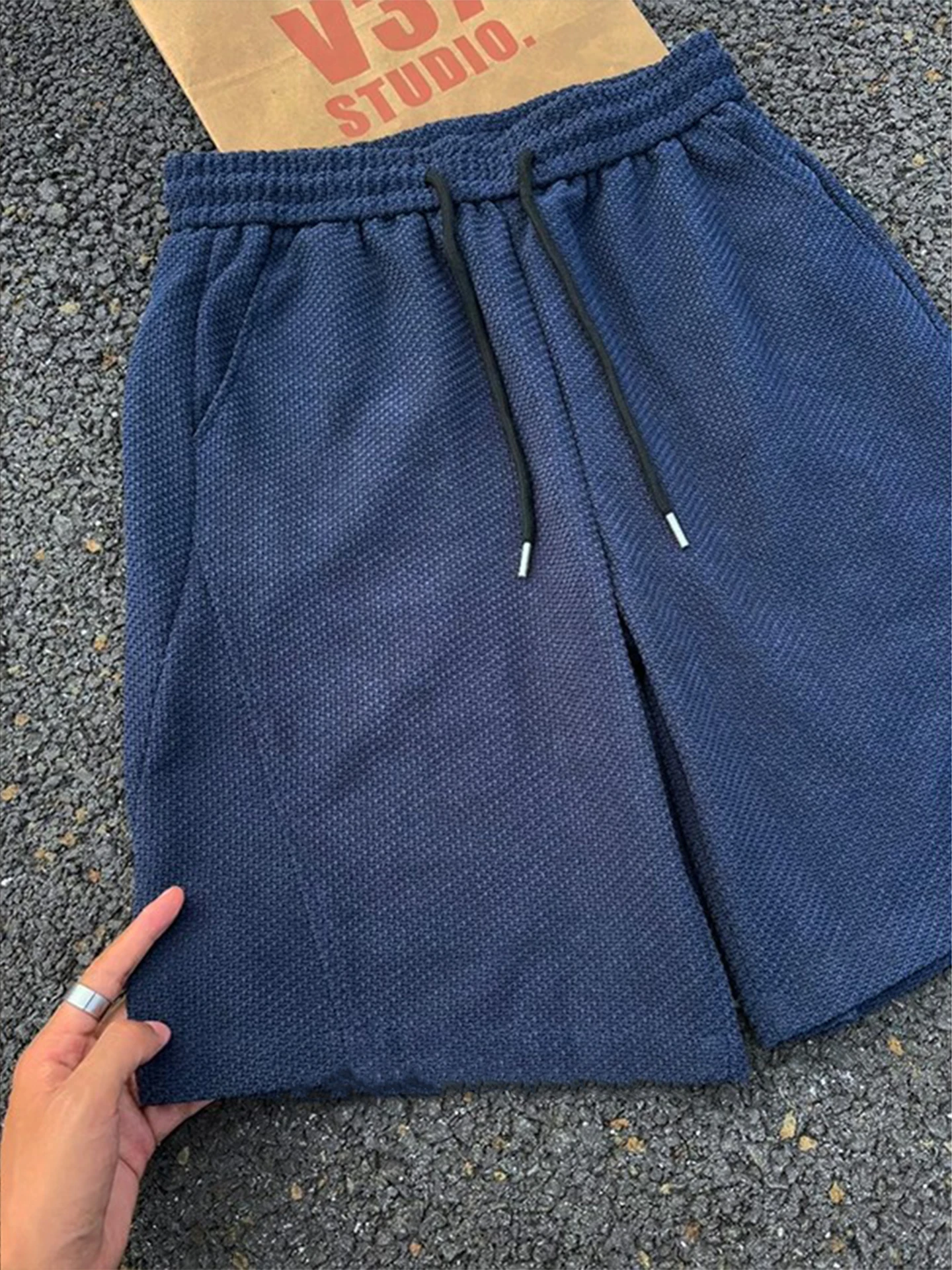 Klein Blue Dragon Scale Pattern Shorts Men's Summer Thin Breathable American Retro Cool Loose Five-Quarter Mid-Pants